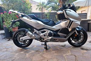 Honda Forza 750 - 2021