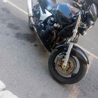 Kawasaki ZR7 