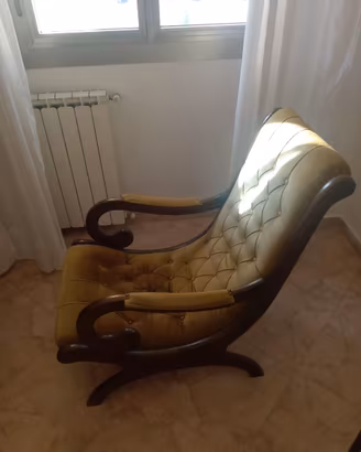 Poltrona legno pesante e tessuto