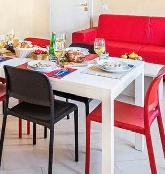 Tavolo e sedie