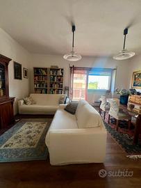 Ampio Appartamento in Via Savoia con Box Auto