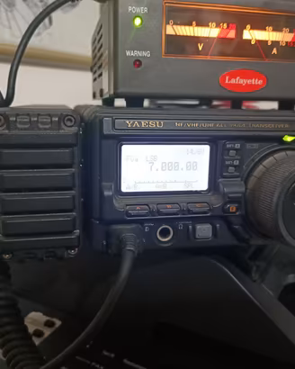 Yaesu FT-897 + Accordatore FC-
