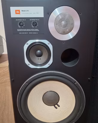 JBL L 112