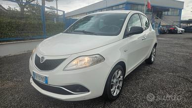Lancia Ypsilon 1.3 MJT 16V 95 CV 5 porte S&S Plati