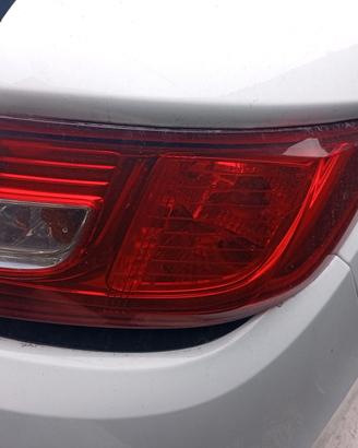 Fanale posteriore dx Renault Clio anno 2018