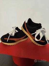 sneakers di Zara bimbi tg 22