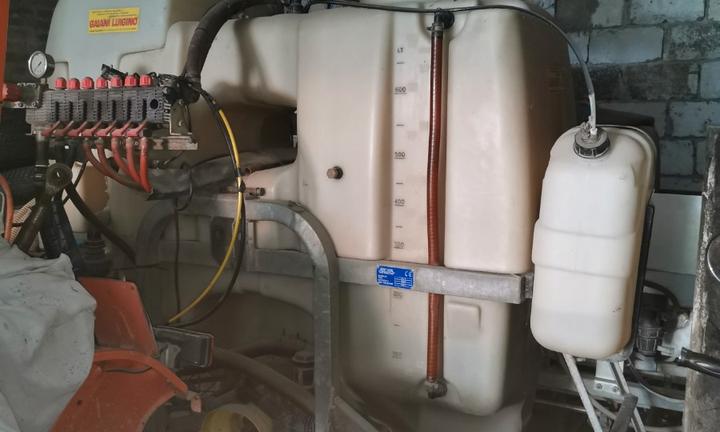 Botte irroratrice 600lt, barre 12mt