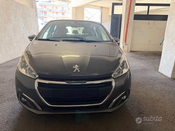 Peugeot 208 BlueHDi 100 5 porte Allure