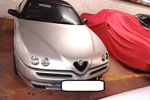 Alfa Romeo Spider 3000 v6