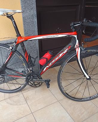 bici Nuzzi in carbonio