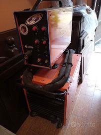 Saldatrice a filo carrellata Wemi