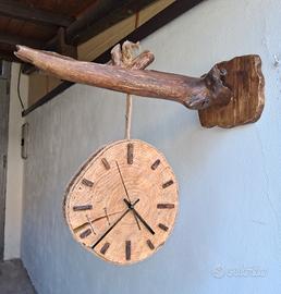 Orologio in legno fatto  a mano da parete