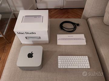 Mac studio 2022 tenuto in modo perfetto