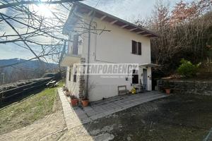 BIFAMILIARE A SESTOLA