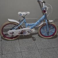 bici bimba frozen e seggiolino da manubrio