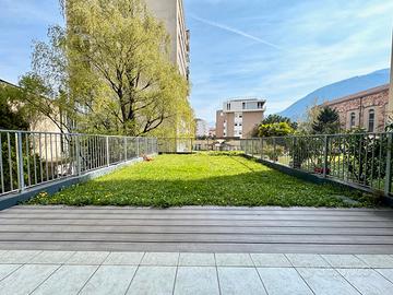 Ampio Trilocale di 102 mq con giardino Classe B