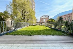 Ampio Trilocale di 102 mq con giardino Classe B