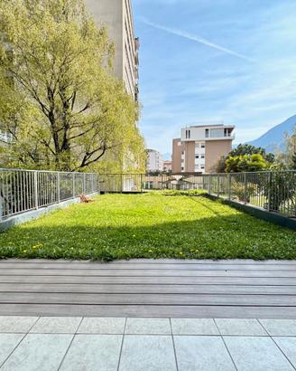 Ampio Trilocale di 102 mq con giardino Classe B