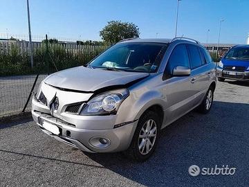 Renault Koleos 2008 2.0 TD 4x4 Demolita - Ricambi
