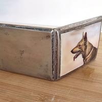 Portasigarette antico con foto in ceramica