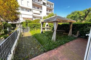 SPINEA VILL.FIORI APPARTAMENTO SU DUE LIVELLI CON