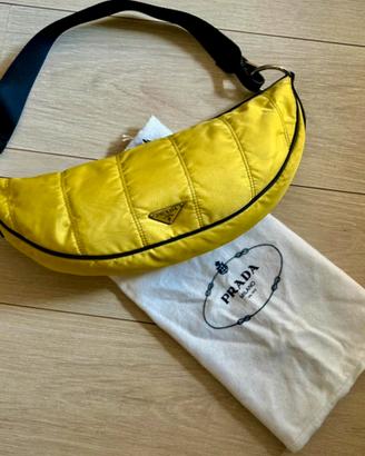 Borsa a spalla mezza luna Prada