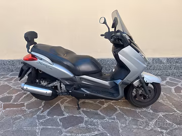 Scooter Yamaha X max 250