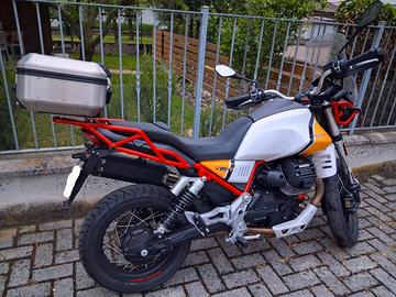 Moto Guzzi V85tt