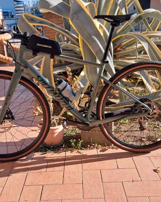 SPECIALIZED E5 GRAVEL