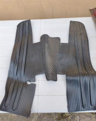 pedana in gomma per vespa px -e