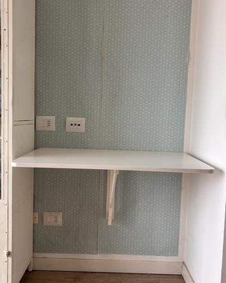 Tavolo pieghevole da parete