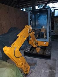 miniescavatore JCB