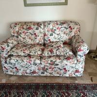 Due divani 2 posti e 3 posti