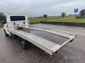 Iveco Daily 2,3 CARROATTREZZI ( SOSPENSIONI ARIA )