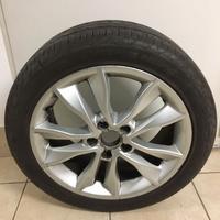 Cerchio in lega originale AUDI A3 con pneumatico