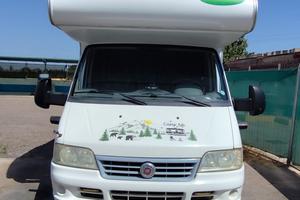 Camper MC Louis 430 glen