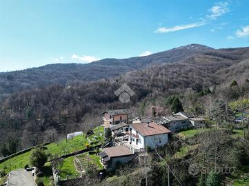 CASA SEMINDIPENDENTE A BAGNOLO PIEMONTE