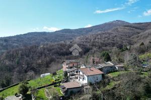 CASA SEMINDIPENDENTE A BAGNOLO PIEMONTE