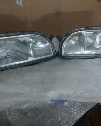 fari anteriori Ford Sierra Cosworth 