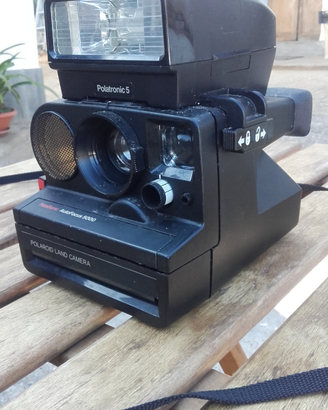 Polaroid
