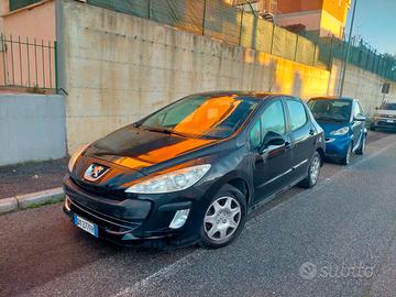 Auro usata unico proprietario