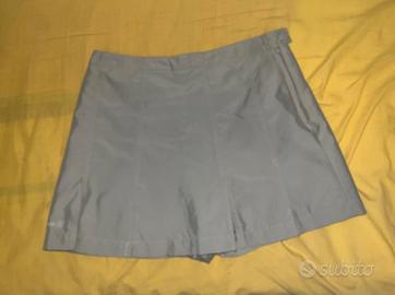 Gonna con pantaloncino