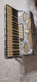fisarmonica antica 
