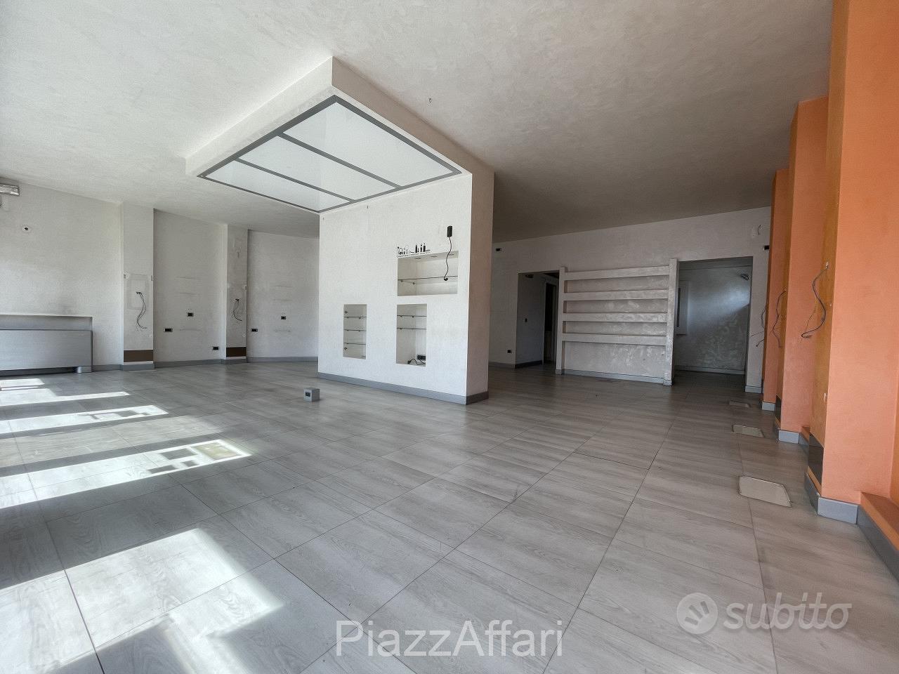 Negozio per parrucchiera o estetista - Vista 5