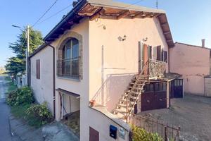 2 LOCALI A MEZZANINO