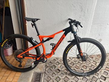 Mountain Bike Orbea Oiz H30 (Full Suspension)