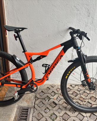Mountain Bike Orbea Oiz H30 (Full Suspension)