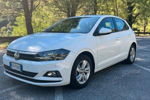 Volkswagen Polo Comfortline 1.0 75 cv