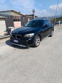 S C A M B I O BMW X1