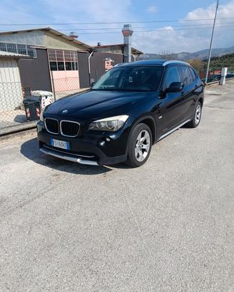 S C A M B I O BMW X1